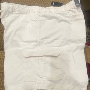 Torrid Women's (Off) White Cargo Shorts